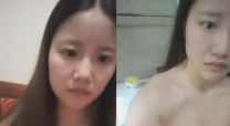 果貸美女特別版年輕的漂亮妹子劉佳麗自拍借款小視頻 一對巨大的小白兔很是惹眼