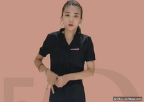 2021九月最新流出精品廁拍《頂級女神,高端白領,白富美重磅來襲》 --高級化妝品免稅店的黑制服黑絲襪妹