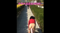 貓的臉和穿上尾巴，裸露下半身也是好的... !!!  - 一會兒看起來很正常。