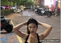 2026年2月，推特極品上海女神，【南南愛吃糖】，白富美戶外露出，長得真漂亮，淫蕩嫵媚的小眼神，後入啪啪幹爽了