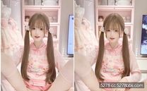 推特80W粉絲網紅（季雨）高顏值千元定制化大尺度道具插穴