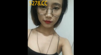疑似裸貸自拍....貧乳小嫩妹