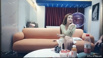 雲長尋花趙總大神約操高端外圍，性感甜美大奶美女，穿上情趣學生制服，各種姿勢換操被夸你好厲害