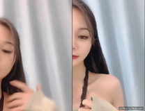 新晉女神 最美的臀【九知】超漂亮^^小蠻腰頂級翹臀讓人垂涎不已 逼毛就幾根粉嫩逼逼