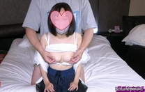 20歲美少女汁液滴下[有]