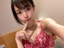 究極美女解禁中出完全露臉現實生活不可能存在如此放蕩不羈熱情奔放內斂的美人！