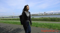 最新流出系列高顏值氣質27歲小姐姐笑容甜美開房3P無套內射