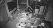 2023-8新流出黑客破解家庭攝像頭偷拍 晚上睡前鬍子哥被如狼似虎的媳婦挑逗幹一炮
