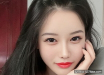 舅媽的愛情故事❤️真實亂倫旗袍 吊襪 公司宿舍幹舅媽 原來舅媽喜歡我表操邊揉陰蒂高清