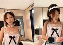 云盘高質露臉泄密 我的騷氣女友，換上女僕裝給我幹，各種高潮臉痛并快樂著