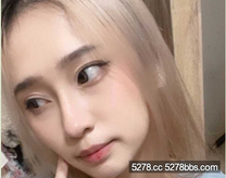 小紅書金髮御姐_嫌棄男友陽痿早洩_與其好兄弟3P交歡_綠帽男在旁擼管欣賞淫姿！