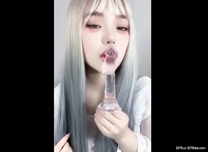 白虎白絲水晶屌 單純的快樂