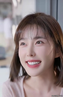 請問各位大神該名女子姓名感謝