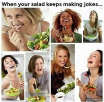 當你的沙拉一直講笑話