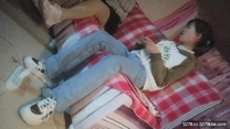 陝西站街女探花《無套內射饅頭逼》應狼友要求再去干那球鞋妹第二炮可惜沒有內射成功
