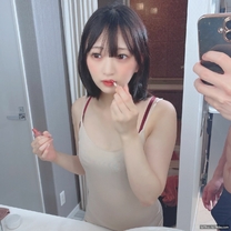 豪華4發射清純派地下偶像即將出道聖誕節中出派對。