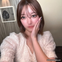 美麗容貌翹臀苗條身材性感美女感覺非常棒5個姿勢中.出