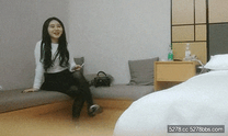 【用利抽插】，探花一哥，外圍場，潤滑油摳逼，特寫肥美鮑魚，女神甜美風騷，打樁機日日干炮真是強