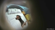 搞銷售的小伙與單位強勢女主管少婦開房偸情大奶大屁股呻吟聲很大高潮尖叫“寶貝給我”連續肏2回無套
