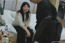 流出酒店偷拍 清純反差婊被男友雞巴插入大聲浪叫判若兩人