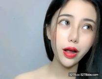 超級女神下海首發【草莓少女】顏值巔峰，道具自慰掰穴, AAA，床單都濕了。好想要啊 ！