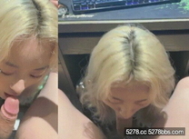 杭州炮哥真實約炮日記《約啪打遊戲認識的大奶妹妹》在校大學生 真的是反差母狗 抱在座子上爆操 乖巧的不行