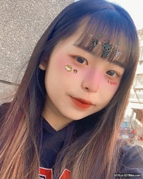 可愛學生妹 自摸  1~2