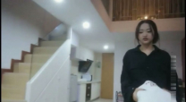 屌哥公寓約炮偷偷兼職援交88年大學美女幹的暴力插得太深