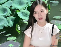 高顏值美人，青春靚麗❤️愛吃大雞巴，被男友無情暴肏