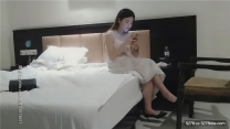 酒店開房約炮大胸清純外圍妹不浪費連干兩炮妹子沒停過