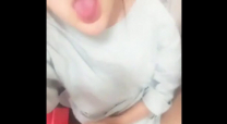 小妹吐舌頭自拍誘拐男友