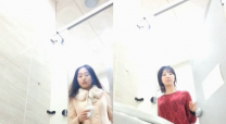商場衛生間露臉廁拍高顏值妹子如廁 美眉素質不錯重新回來沖一下廁所