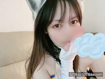 超級卡哇伊可愛女生蝦醬，各種JK制服 最粉嫩的白虎蘿莉之一，無敵乾淨，罕見和金主大人打炮，被操得咩咩叫 像極小羊羔