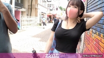 搭訕女人做愛初拍1694巨乳SNS視訊攝影可愛的大學生玩弄乳房插入各種各樣的體位