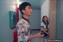 拜精少女 親爹不給鈔乾爹給操又給鈔