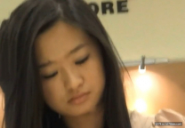 圖書大廈跟踪連衣裙長髮美女進女廁偷拍她肥美的河蚌