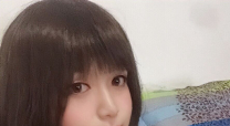 可愛TS雨欣被男生酒店約炮，男生一開始還以為是個漂亮卡哇伊的女孩，沒想到見到大屌被驚到然後一番驚喜！