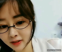 天然巨乳尤物蜜桃Q妹乳溝火辣激情豔舞跳蛋插洞奶抖得極胸極胸...