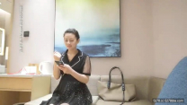 小寶尋花約個黑裙少婦TP偷拍啪啪，舌吻互摸調情口交騎乘猛操搞得受不了
