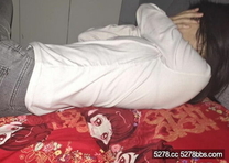 【打野王子】無套後入超嫩學生妹簡直太爽了