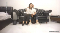 二哥午夜探花約個少婦啪啪沙發摸逼口交再到床上大力猛操