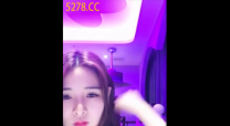 大的握不住! 可愛女主播發育太良好 圓潤兩顆手感極佳
