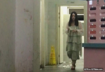 廁所偷拍淡綠的裙子清純女孩捕捉噓噓美麗的陰洞....