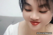 國產自拍AV 【年少不知少婦好】酒店約的技師，一對奶子像吊鐘簡直太爽了