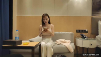深夜場小陳頭上場約個高顏值大奶美眉口交上位騎坐性感屁股站立後入猛操