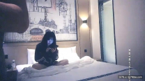 探花開房約炮黑衣妹子，浴室洗澡近距離特寫自摸抬腿側入猛操
