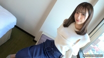 首次拍攝苗條服務現役JD愛撫可愛的臉苗條身體..