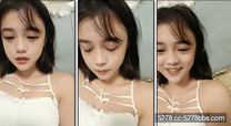 甜美卡哇伊萌妹全裸自慰誘惑 ，天天道具頂不住 ，今天用手指自己玩 ，掰穴特寫揉搓陰蒂 ，小穴清晰可見