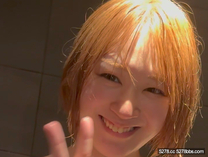 可愛女大學生服務中出做愛