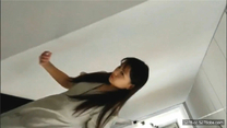 潛入大學女廁 天氣很好 偷拍漂亮妹子肥美的嫩鮑